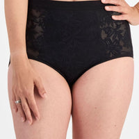 Playtex Ultralight Lace Full Brief - Black