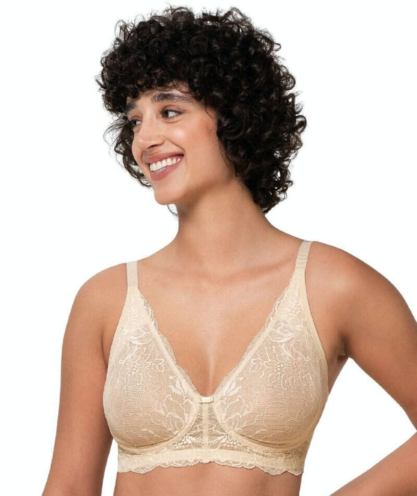 Amourette Charm Wired Lacy Bra by Triumph Online