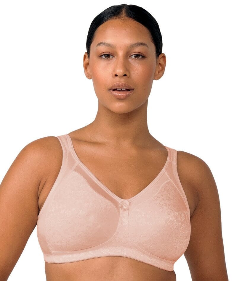 Fem Secret - £10 Triumph Soft Sensation Size:42A/95A ▪︎Bra with slightly  stiffened cups with underwires. ▪︎The bra material is smooth microfiber  with a slight satin sheen. ▪︎Satin adjustable shoulder straps at the