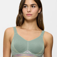 Triumph Triaction Cardio Flow Wire-free Sports Bra - Absinthe