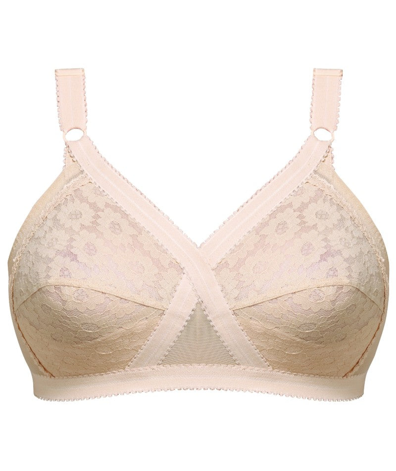 Playtex Women's 18 Hour Original Comfort Strap Wirefee Bra, Natural Beige,  34D : : Clothing, Shoes & Accessories