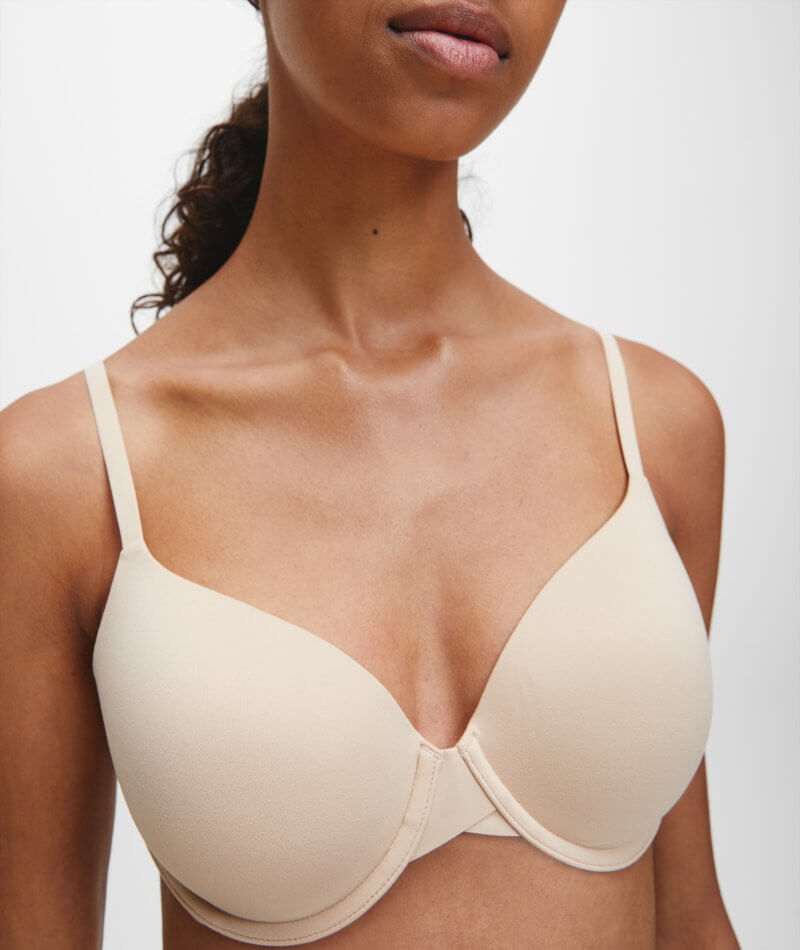 OO  PVH Brands Calvin Klein Perfectly Fit T-Shirt Bra - Bare