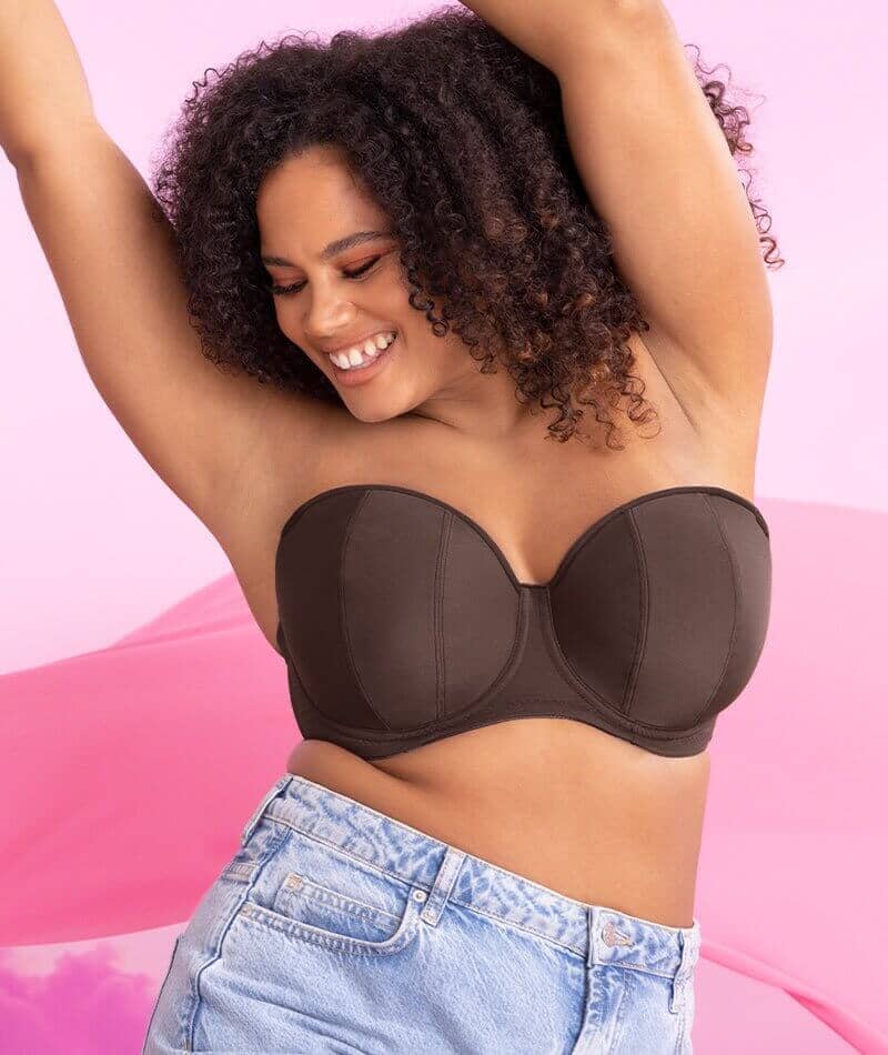 The 5 Best Plus-Size Strapless Bras, According to Reviews