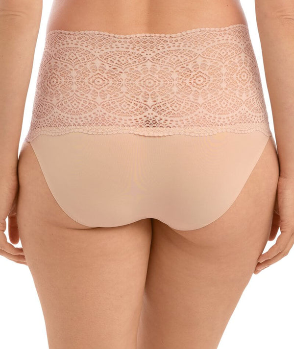 https://www.curvybras.com/cdn/shop/products/fantasie-lace-ease-invisible-stretch-full-brief-natural-beige-2_600x.jpg?v=1659295565