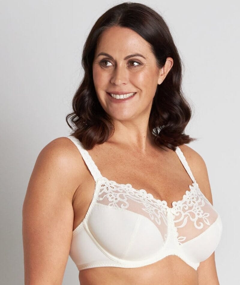 2-pack non-padded underwire bras offer at Ackermans