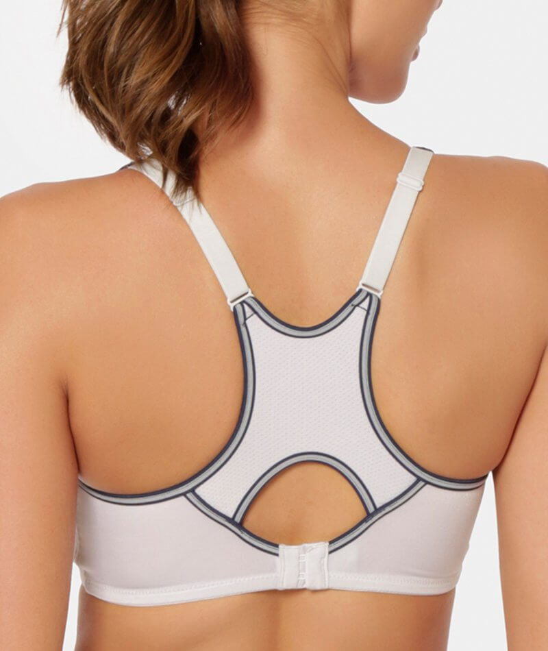 1582 sport t back bra at Rs 165/piece